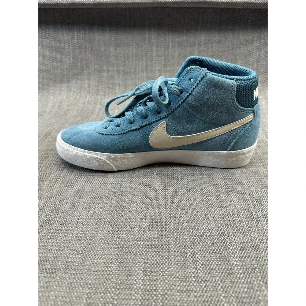 Nike‎ Bruin High SB DR0126-400 Womens 7 Skateboarding Shoes Noise Aqua Sneakers